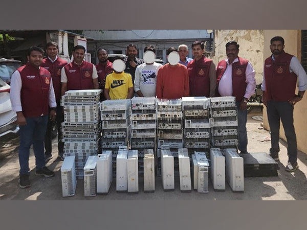 Delhi: Gang involved in sale-purchase of stolen equipment of mobile towers busted, 3 arrested