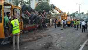 4 dead, 22 injured in truck-bus collision in Maharashtra's Pune