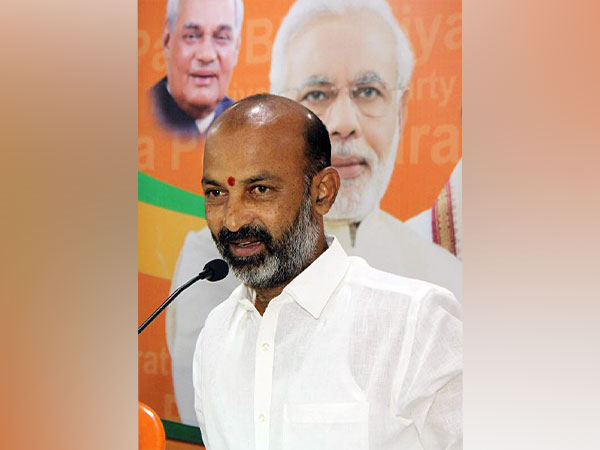 KCR is more dangerous than Gangster Atiq Ahmed: Bandi Sanjay