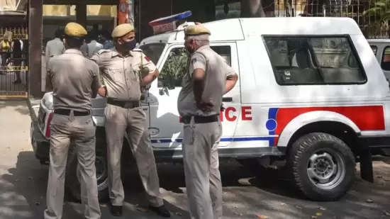 Girl, Knife and a Fight: Man stabbed to death in Delhi; 1 arrested, 2 minors apprehended
