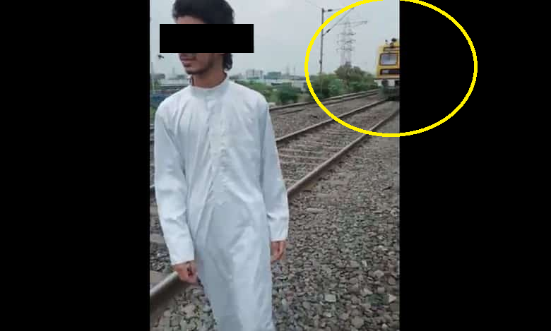 Another Instagram Reel Tragedy: Hyderabad Boy Killed While Filming Video Beside Speeding Train