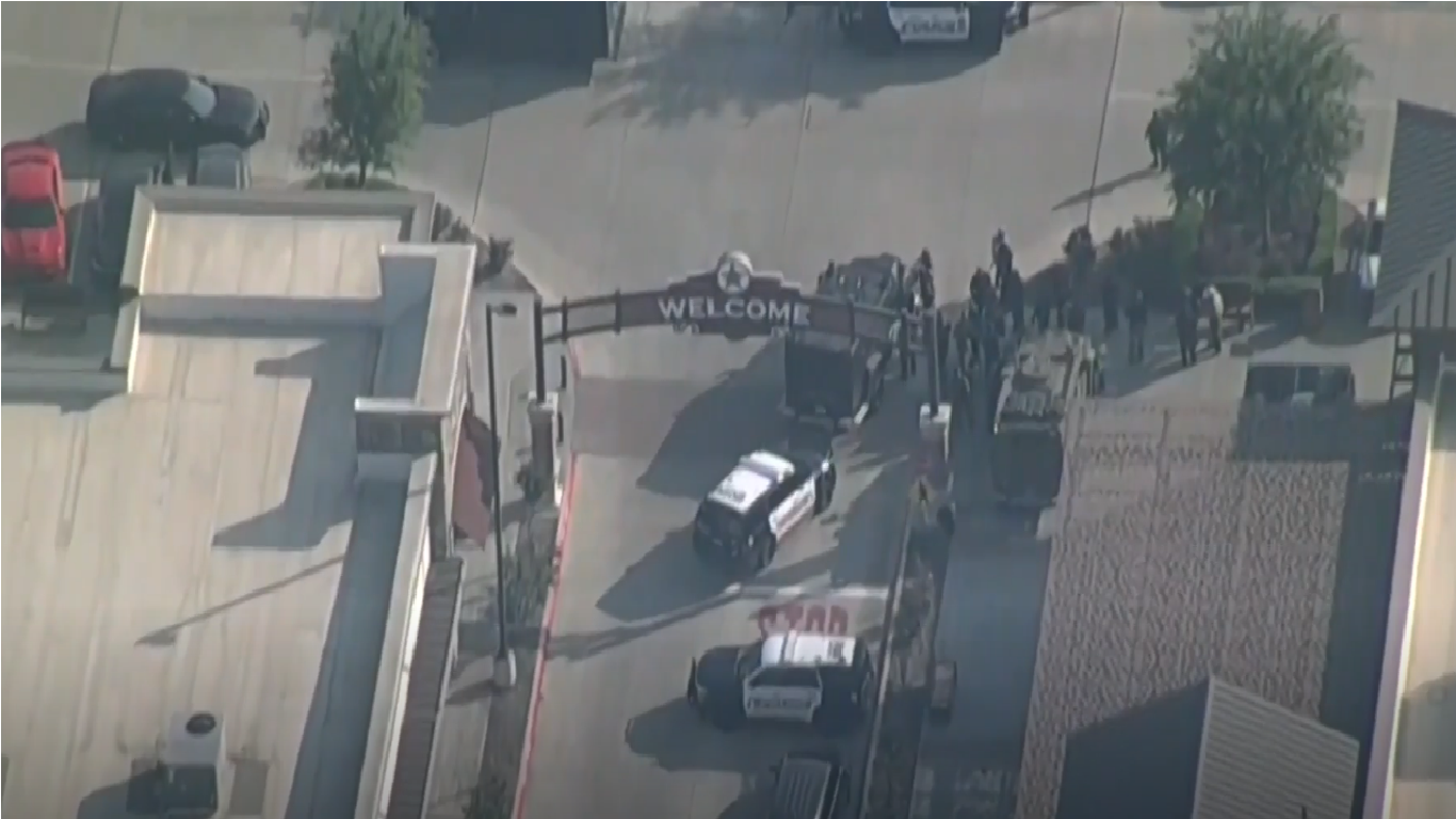 Texas mall shooting: 9 killed, including gunman, 7 injured