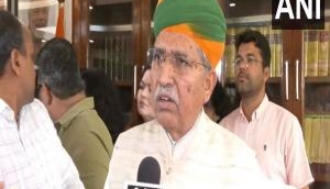 Arjun Ram Meghwal takes charge of Law Ministry, says Justice should be served to all