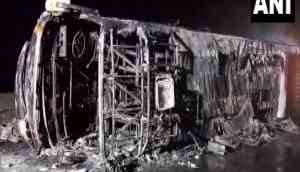 Maharashtra: 25 people charred to death as bus catches fire 