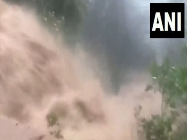 Cloudburst in Sirmaur: 5 members of family buried under debris, rescue operation underway