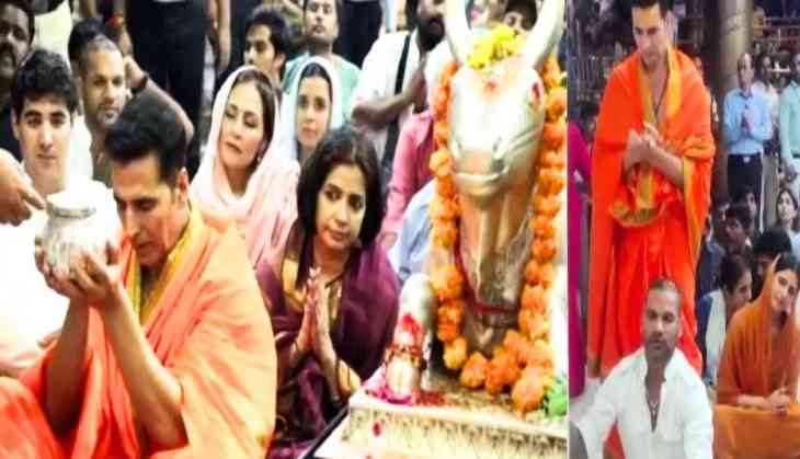 Akshay Kumar and Shikhar Dhawan Seek Blessings at Mahakaleshwar Temple