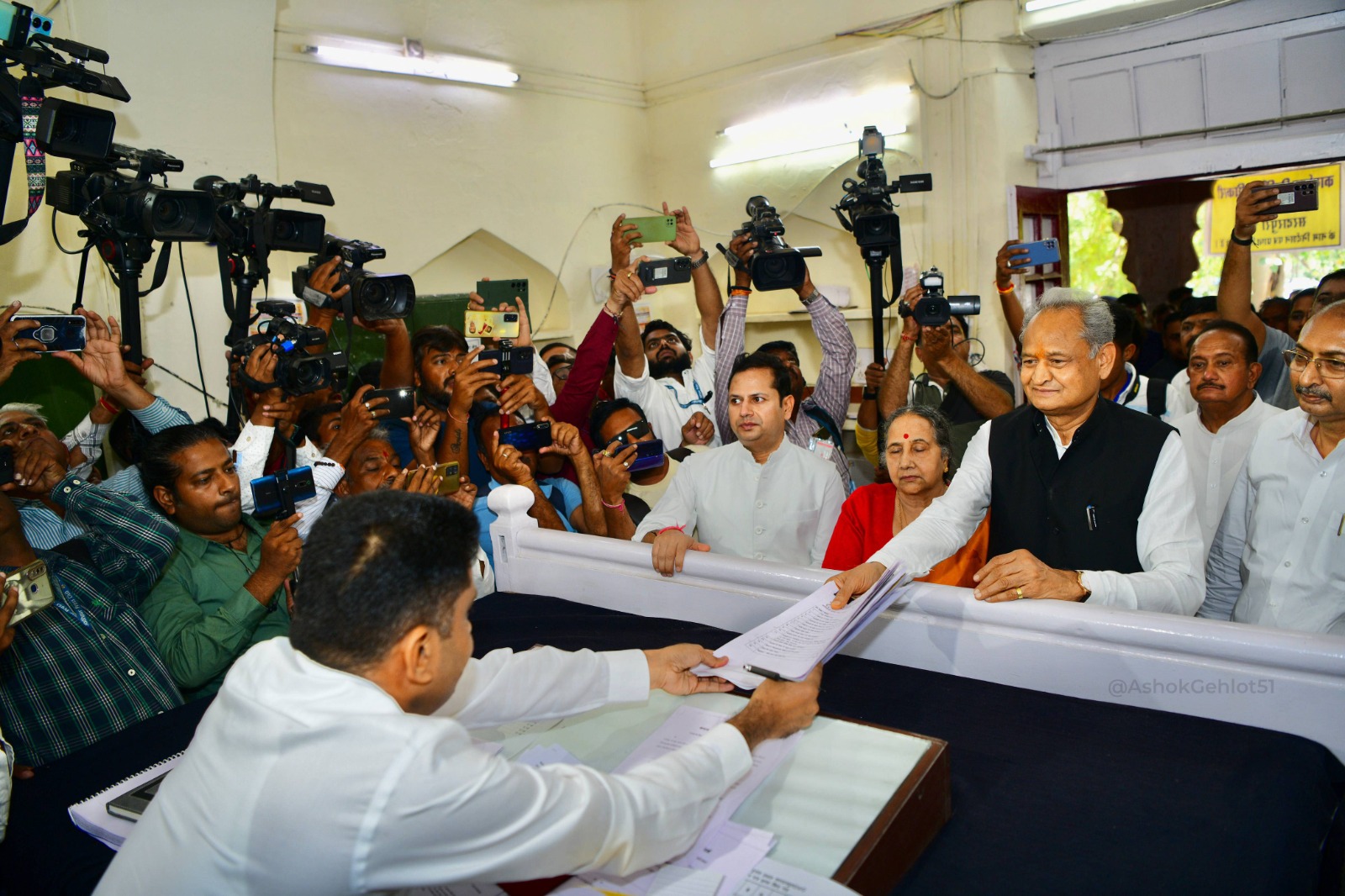 'People in mood to repeat govt':  Rajasthan CM Ashok Gehlot 