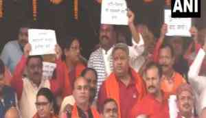 BJP protests outside Bihar Vidhan Sabha over use of water cannons on Anganwadi workers
