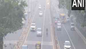 Air Emergency: City chokes on smog as AQI remains in 'severe' zone