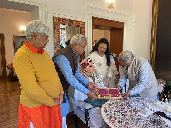 VHP extends invitations to Advani, Murli Manohar Joshi for January 22 event in Ayodhya