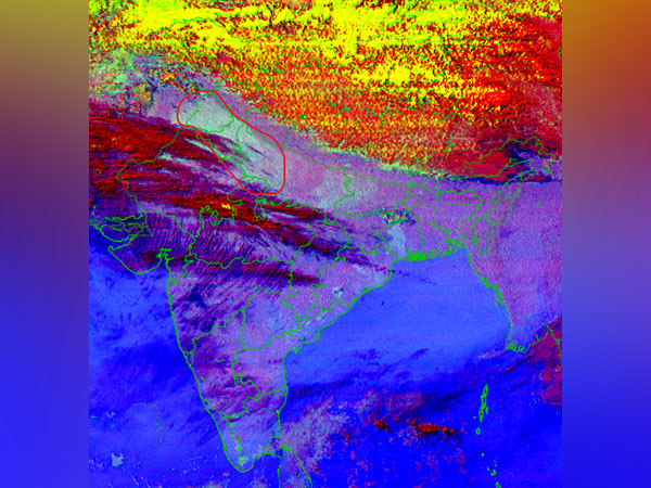 Dense fog blanks out North Indian belt