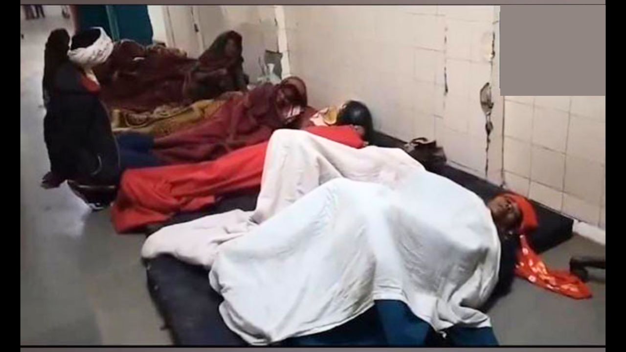Madhya Pradesh: 14 killed, 20 injured after pick-up vehicle overturns 