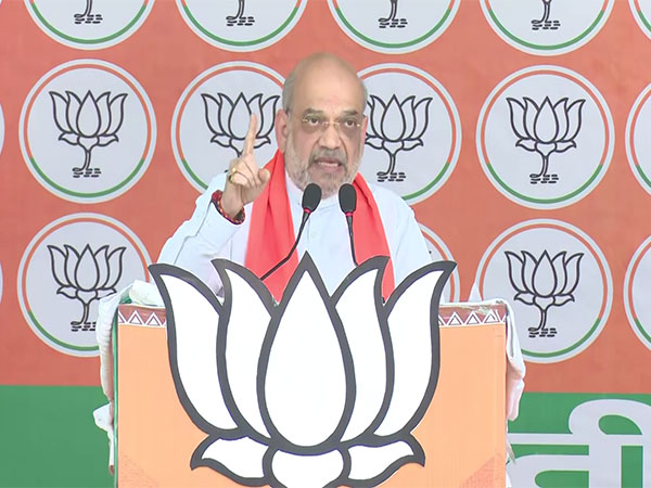 Amit Shah's parivarvad jibe at Akhilesh Yadav