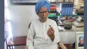 Home Voting: 1409 voters use facility on second day in Delhi