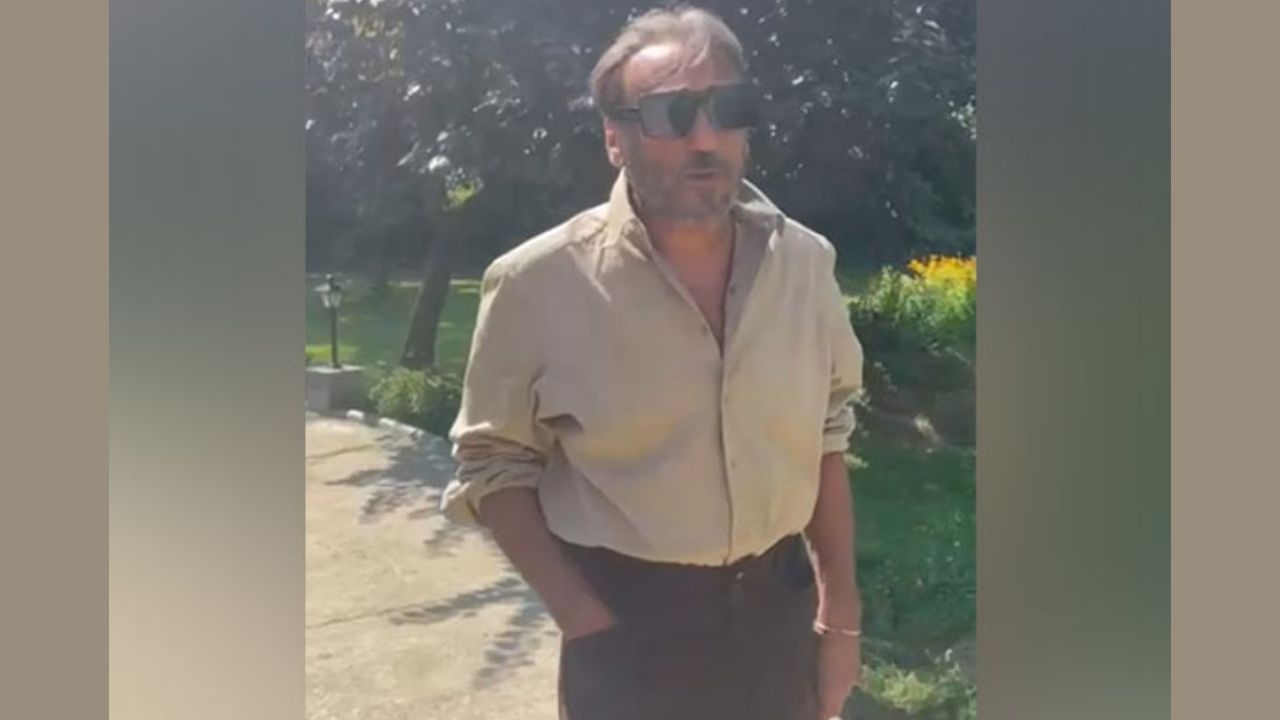 Jackie Shroff shoots for 'Singham Again' in Kashmir