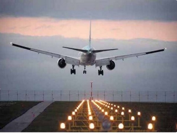 Srinagar-bound Vistara aircraft carrying 177 passengers receives bomb threat, lands safely