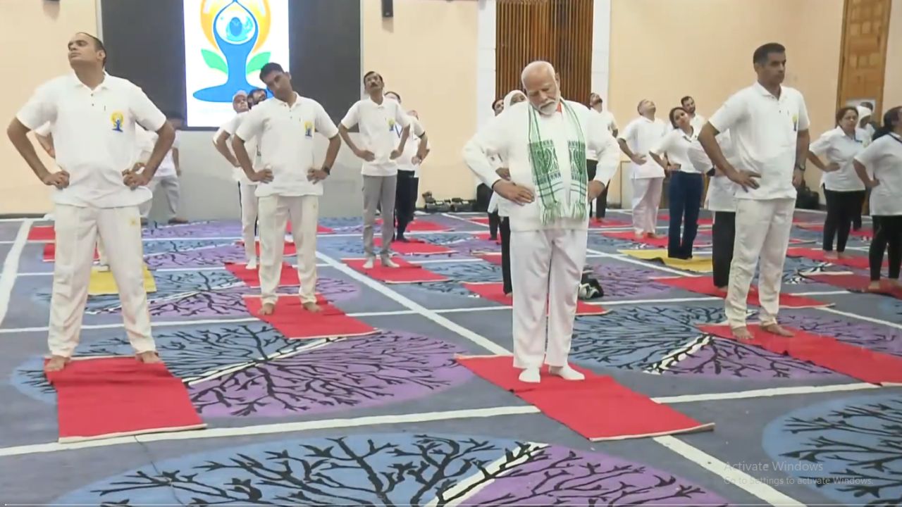 'World seeing new Yoga economy going forward': PM Modi in Srinagar on 10th International Day of Yoga