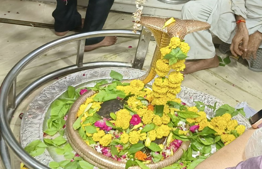 849 Years of Unwavering Devotion: The Eternal Flame of Vanakhadeshwar Mahadev Temple