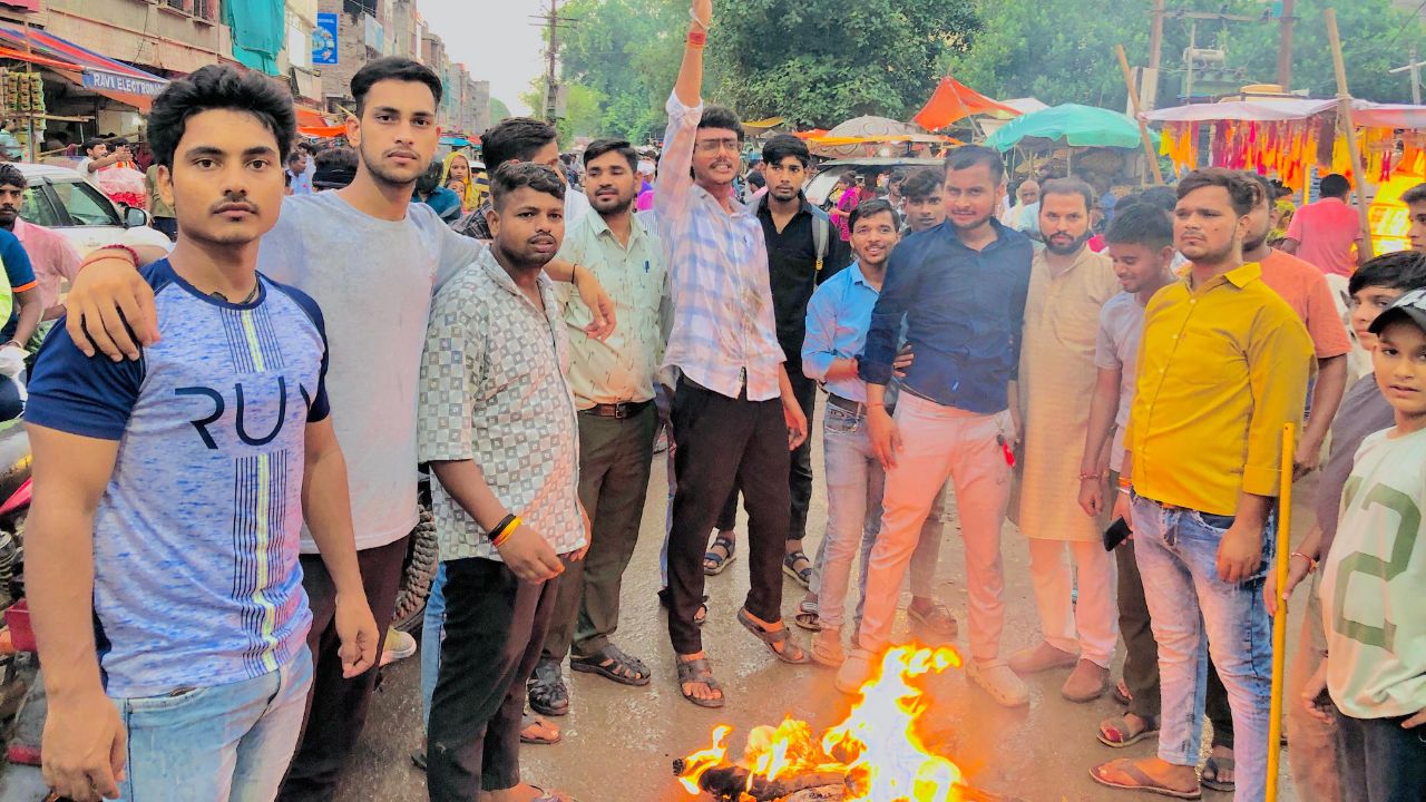 ABVP Demands Hanging for Rapists of Woman Doctor