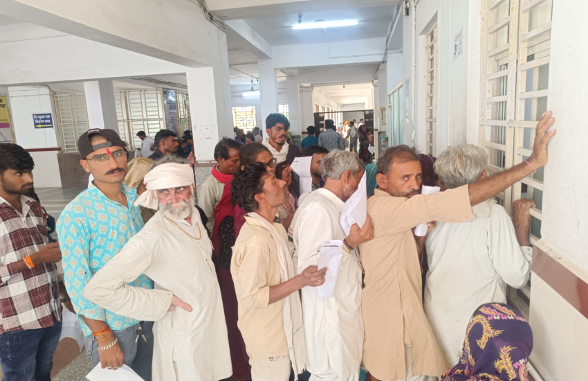 Viral Fever and Typhoid Surge in Bhopal: Daily OPD Hits 400