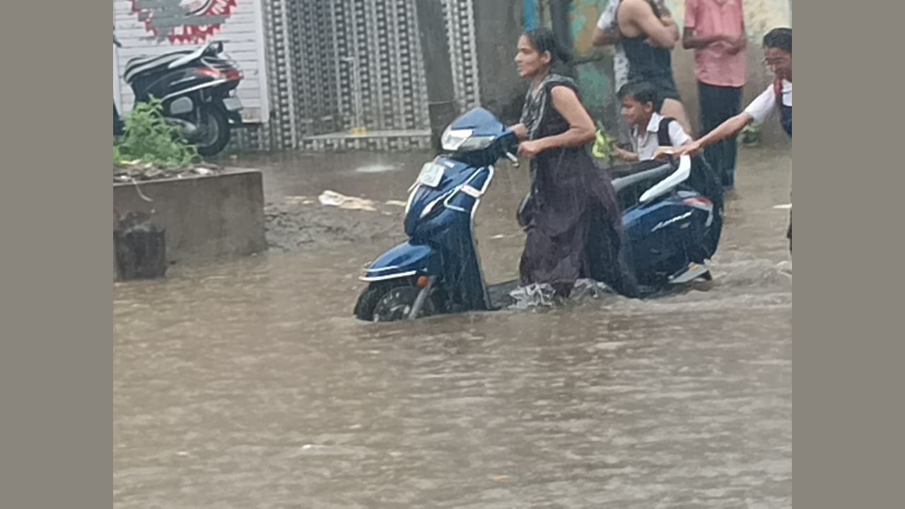 Heavy Rainfall in Ahmedabad for Second Day