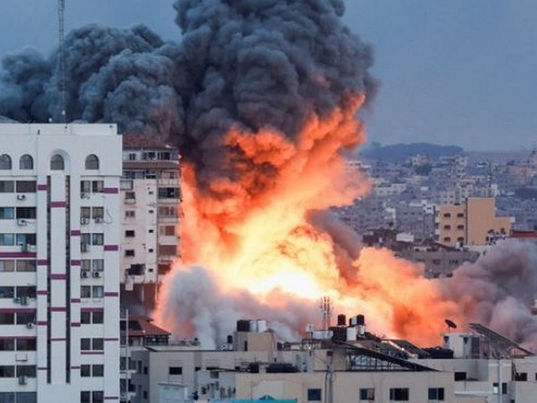 Israel targets power plants, seaport in Yemen
