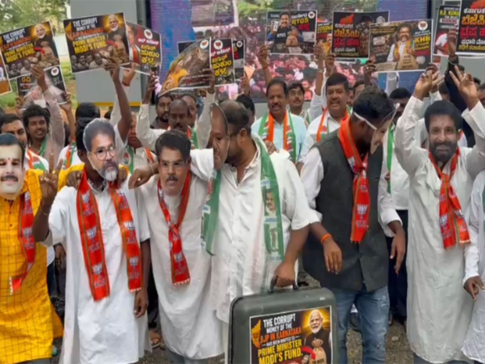 Karnataka Congress stages counter protest as BJP continues Nagendra's resignation demand