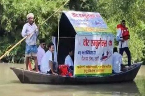 Bihar: Boat ambulances deliver medical aid in flood-hit Katihar