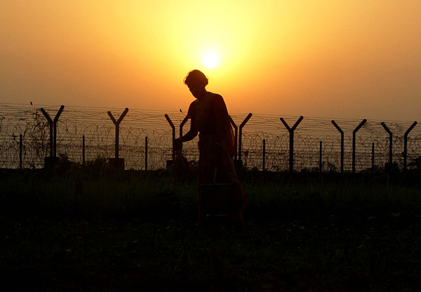 Indo-Bangla fence