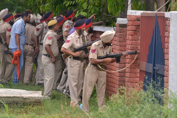 Gurdaspur-AFP-Narinder Nanu