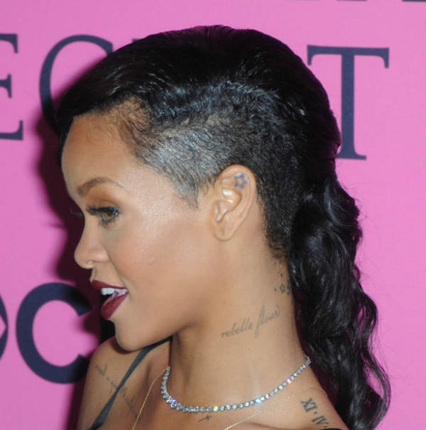 Rihanna-ear-tattoo