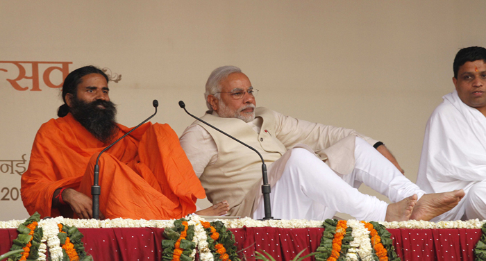 Yoga_Ramdev_Modi_GettyImages-480164319.jpg