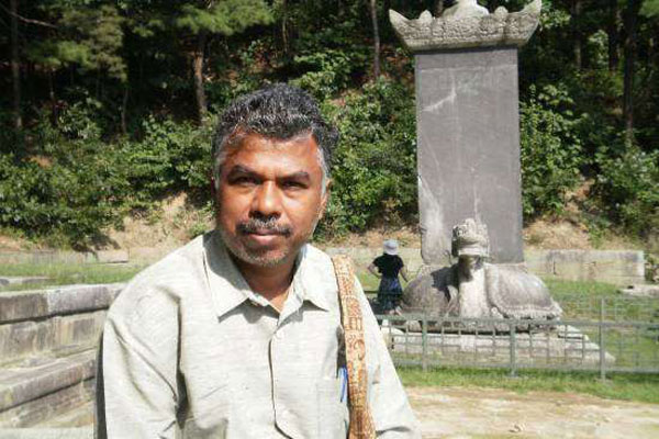 Perumal Murugan/Live/File