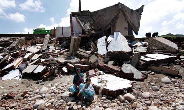 Kashmir/Photo by Raj K  Raj/Hindustan Times via Getty Images