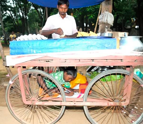 A street vendor in ranchi (Photo: Facebook)