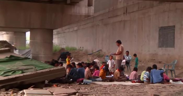 School under a flyover (Photo: Videograb)