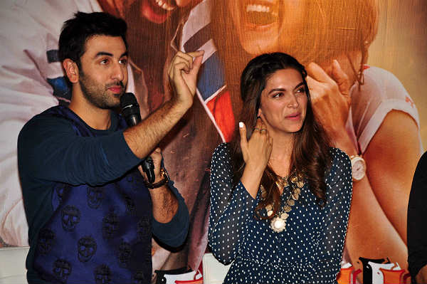 Deepika-Ranbir-Tamasha-trailer-launch5