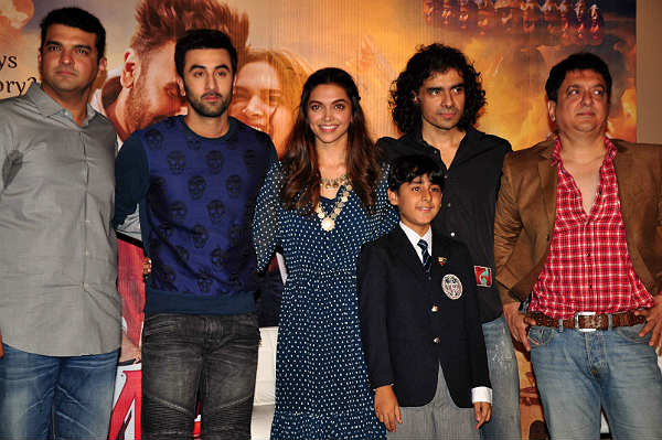 Deepika-Ranbir-Tamasha-trailer-launch8