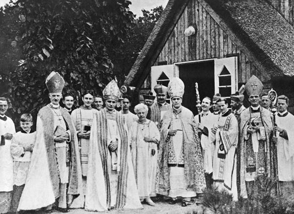 Annie Besant (Getty Images)