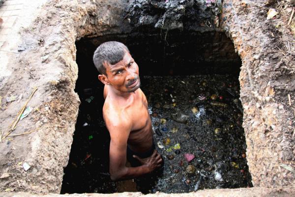 Manual Scavenging (Photo: Getty Images)