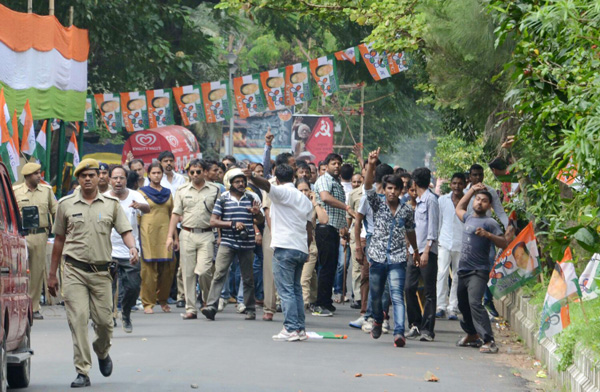 KOLKATA-VIOLENCE_EMBED2_.jpg