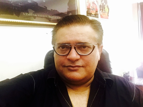Santa Banta Director Akashdeep