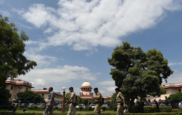 Supreme Court/wire/AFP PHOTO / SAJJAD HUSSAIN