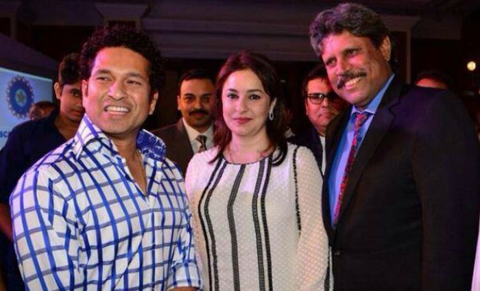 Sachin Tendulkar and Kapil Dev_PTI