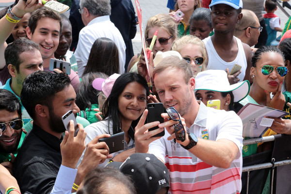 Ab de Villiers with fans_AFP