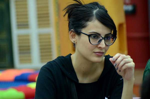 Mandana-Karimi-Bigg-Boss-9-Colors