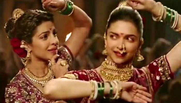 deepika-priyanka-pinga-bajirao-mastani-grab.jpeg