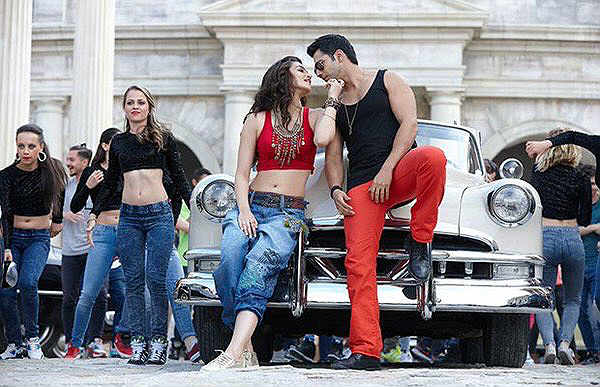 Dilwale-Kriti-Varun-Twitter