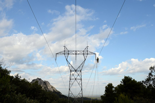 electricity_wire_AFP
