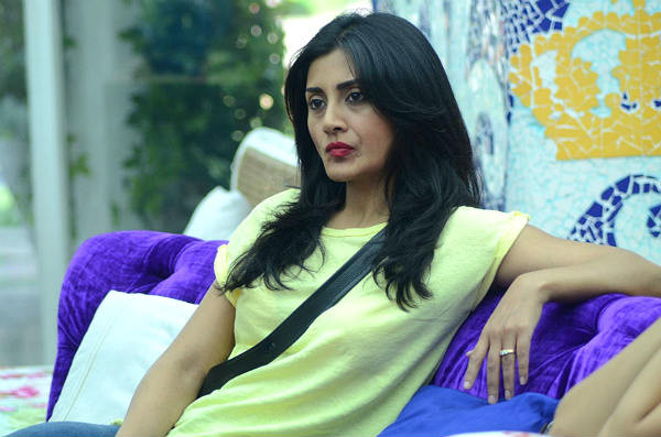 Rimi-Sen-Colors-Bigg-Boss9